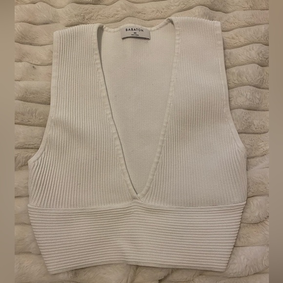 Sculpt Knit Deep V Neck - Picture 3 of 7